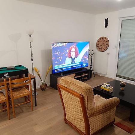 Bel Appartement Disponible Conflans-Sainte-Honorine Esterno foto