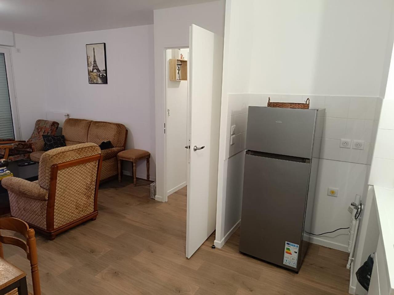 Bel Appartement Disponible Conflans-Sainte-Honorine Esterno foto