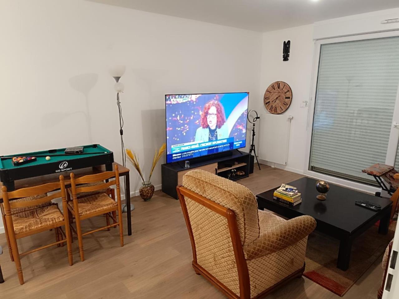 Bel Appartement Disponible Conflans-Sainte-Honorine Esterno foto